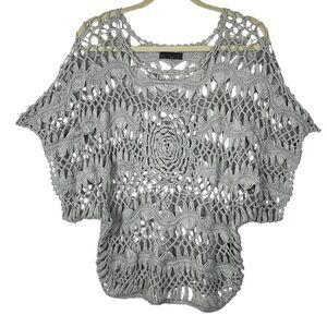 Lady’s World Crocheted Sweater Free Size